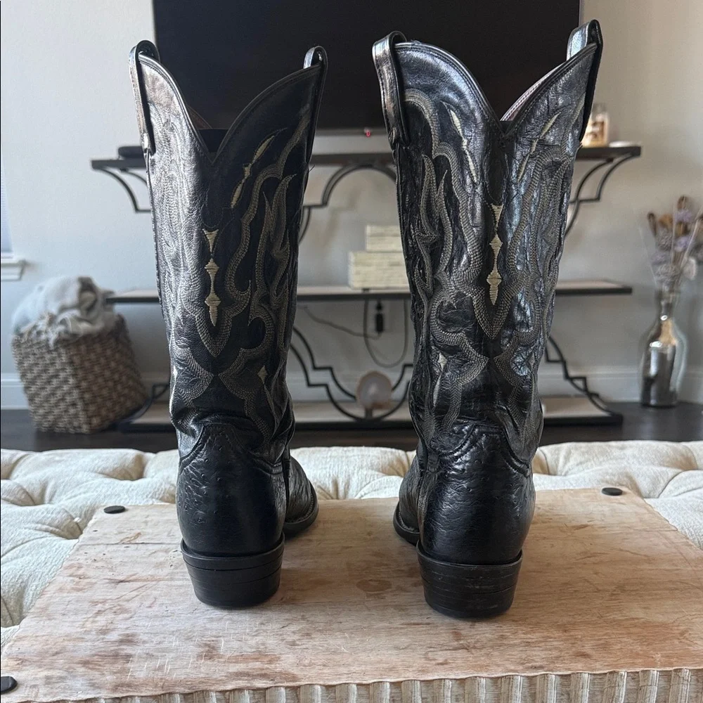 Tony Lama men’s 8.5 EE Black OSTRICH Leather Heeled‎ Boots